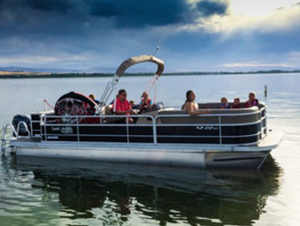 5 Essential Tips for Trailering a Pontoon Boat | Pontoon-Depot